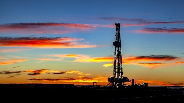 Swiss investor body calls on members to phase out fossil fuel debt